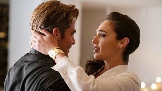 Phim siêu anh hùng Wonder Woman 1984 trở thành nam châm hút khán giả
