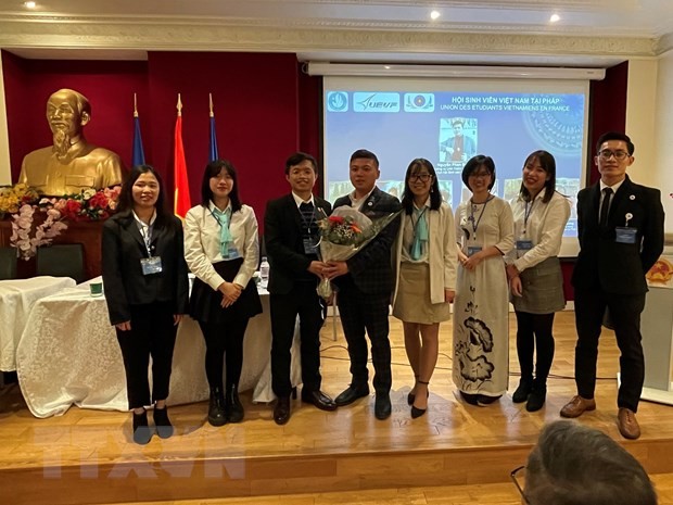 Người Việt trẻ tại Pháp: Đoàn kết, bản lĩnh, trí tuệ và cống hiến