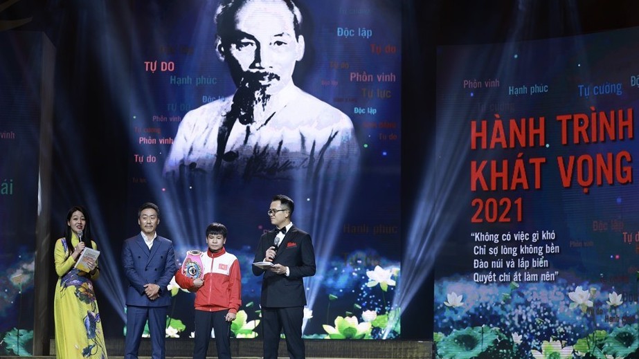 Giao lưu nghệ thuật tôn vinh các điển hình tiêu biểu học tập và làm theo tư tưởng, đạo đức, phong cách Hồ Chí Minh