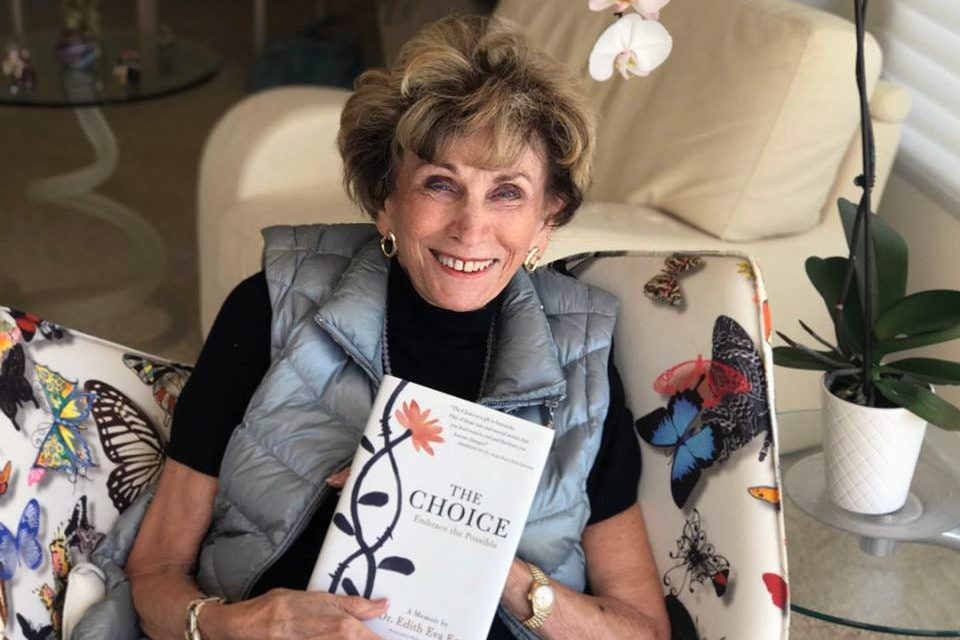 Cuốn hồi ký xuất sắc với thông điệp chữa lành cuộc đời Edith Eger và cuốn hồi ký với thông điệp chữa lành cuộc đời