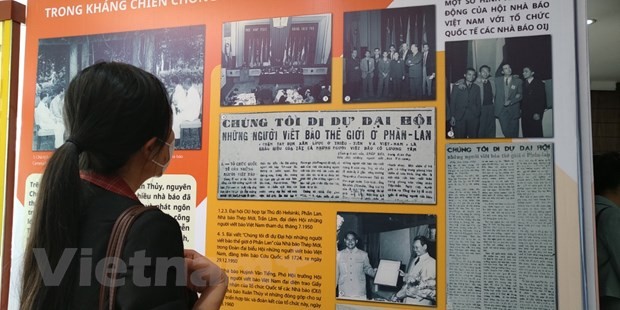 Khai mạc triển lãm về lịch sử vẻ vang của báo chí cách mạng Việt Nam Khai mạc triển lãm về lịch sử vẻ vang của báo chí cách mạng Việt Nam