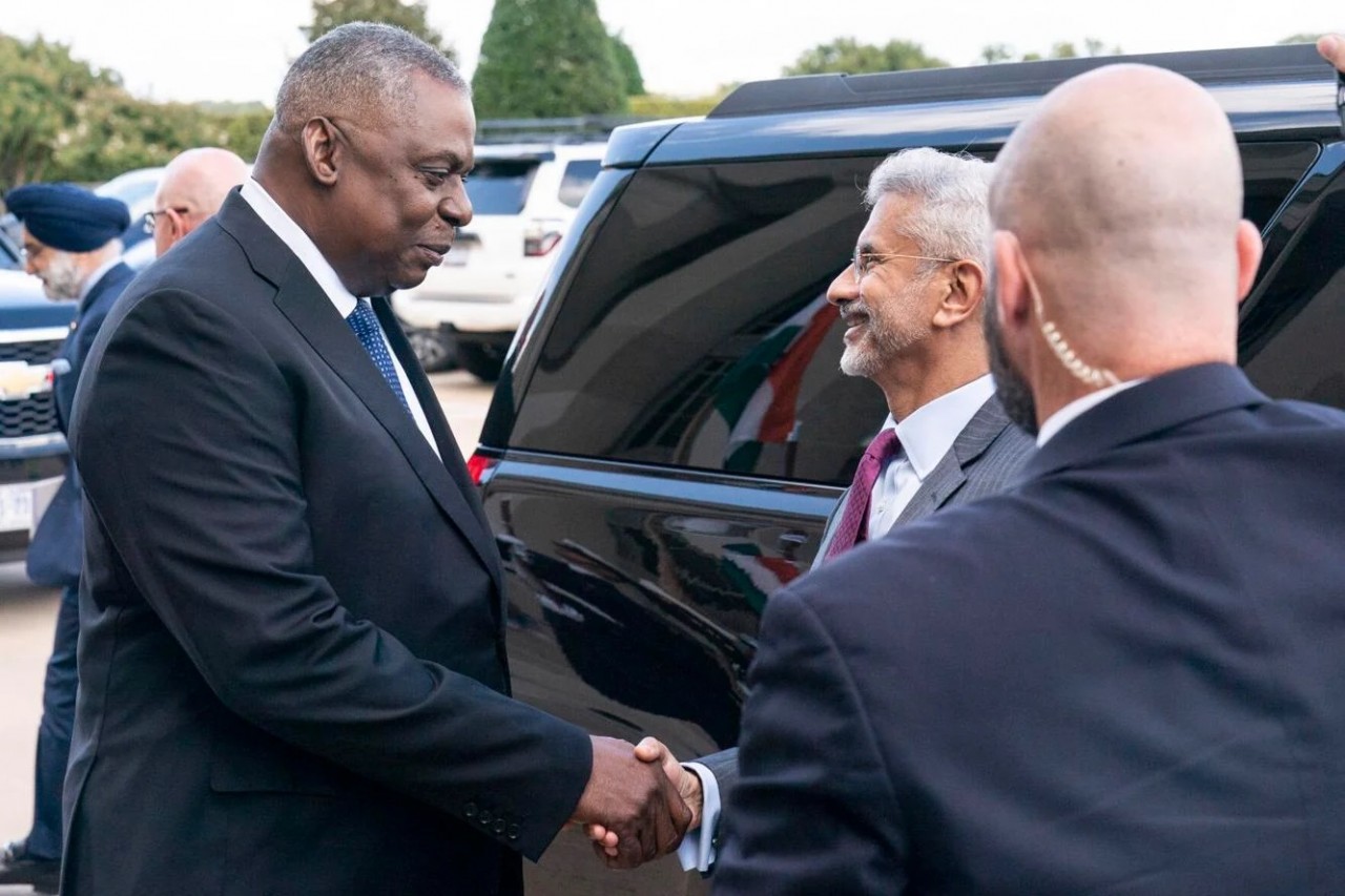 Mỹ cam kết làm sâu sắc quan hệ quốc phòng với Ấn Độ Mỹ cam kết làm sâu sắc quan hệ quốc phòng với Ấn Độ