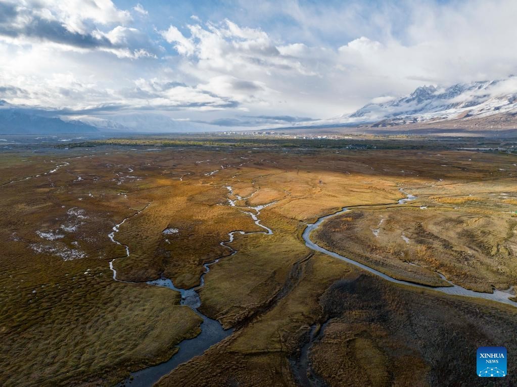Khung cảnh mùa thu 'vắt ngang qua' Trung Quốc Khung cảnh mùa thu 'vắt ngang qua' Trung Quốc