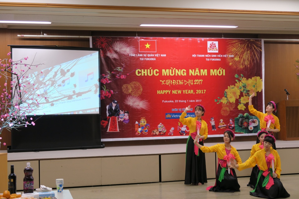 Chung vui đón Tết tại Fukuoka chung vui don tet tai fukuoka