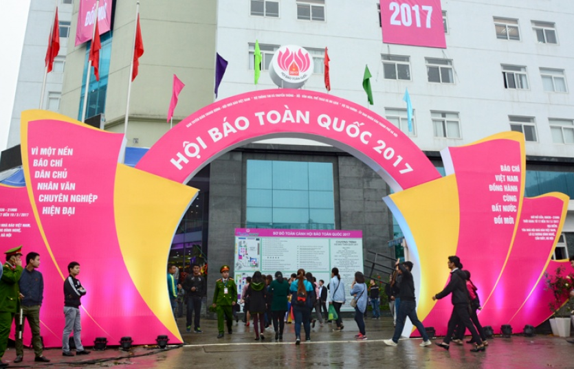 Báo chí cần lấy lại niềm tin của công chúng