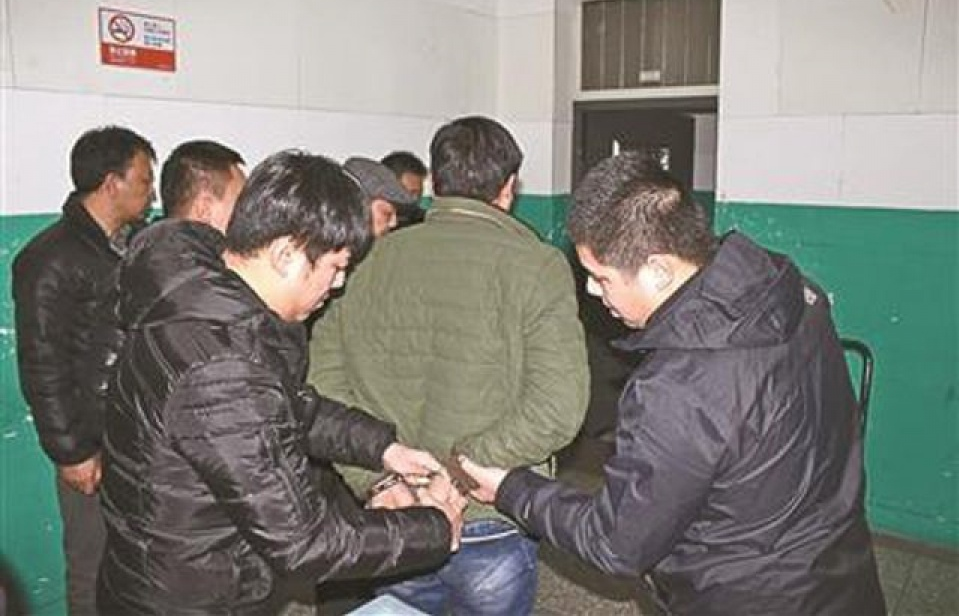 Trung Quốc lần đầu bắt giam người gây ô nhiễm