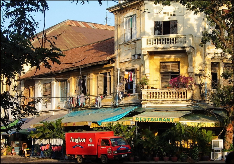 Đi tìm “Little Paris” ở Campuchia