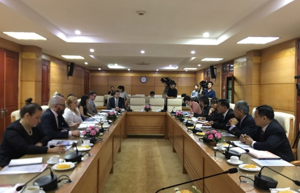 Tăng cường đối ngoại nhân dân với Đoàn Trợ lý Nghị sỹ Mỹ