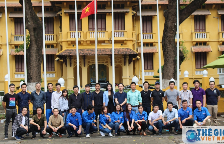 Đoàn thanh niên Bộ Ngoại giao tham gia hoạt động tình nguyện tại Hòa Bình