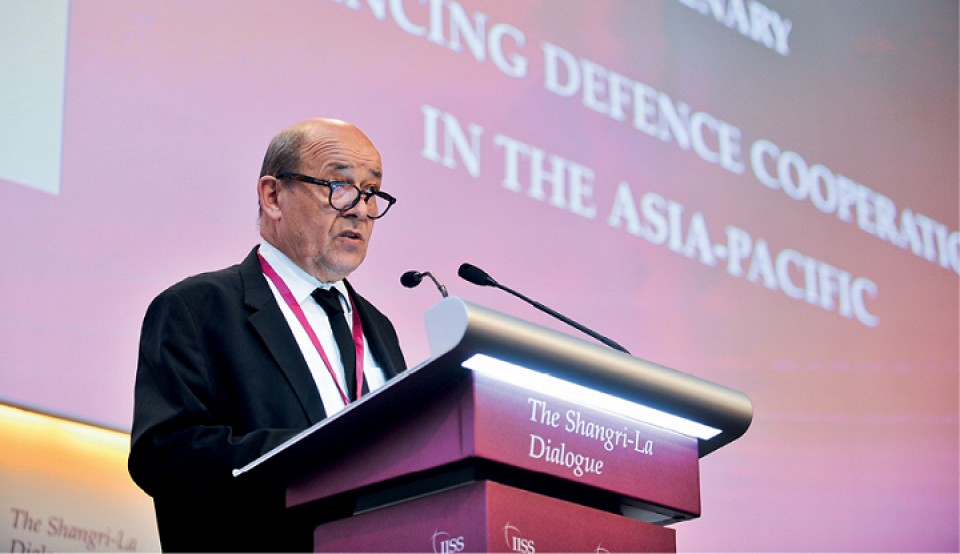 The Economist: Châu Âu cần 'xoay trục' sang châu Á? the economist chau au can xoay truc sang chau a