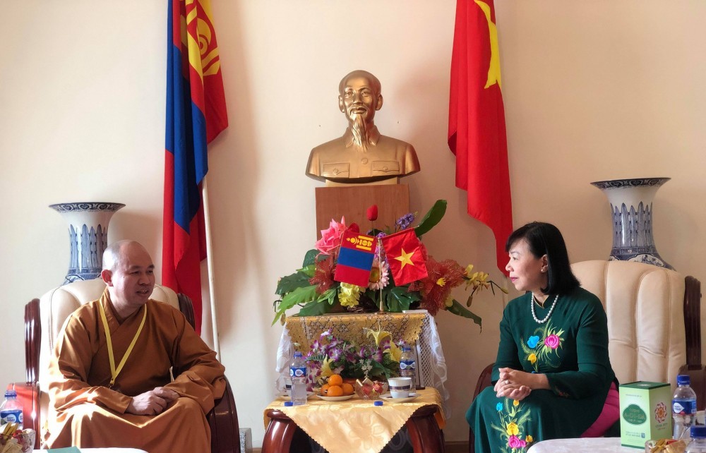 Lãnh đạo Giáo hội Phật giáo Việt Nam thăm ĐSQ Việt Nam tại Mông Cổ