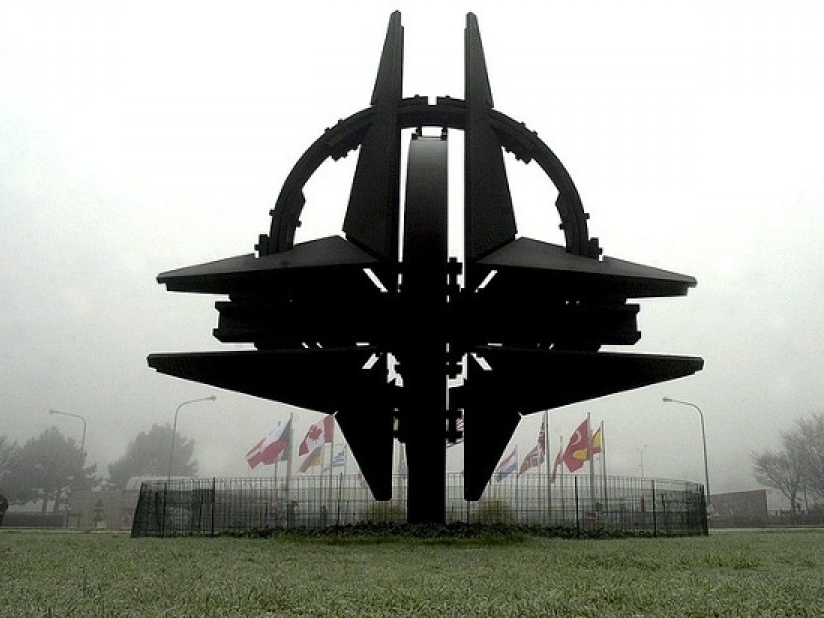 NATO sẵn sàng đối thoại với Nga