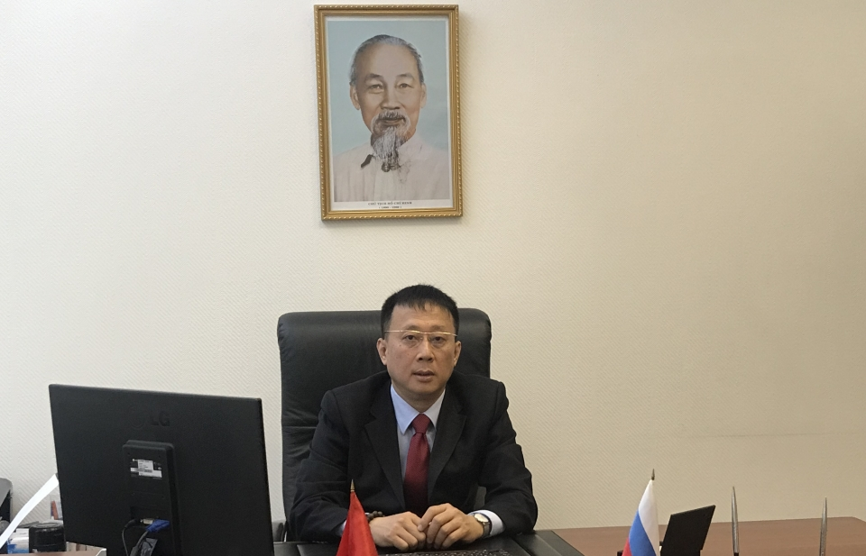 Không có người Việt trong số cư dân của chung cư vừa bị sập tại Nga