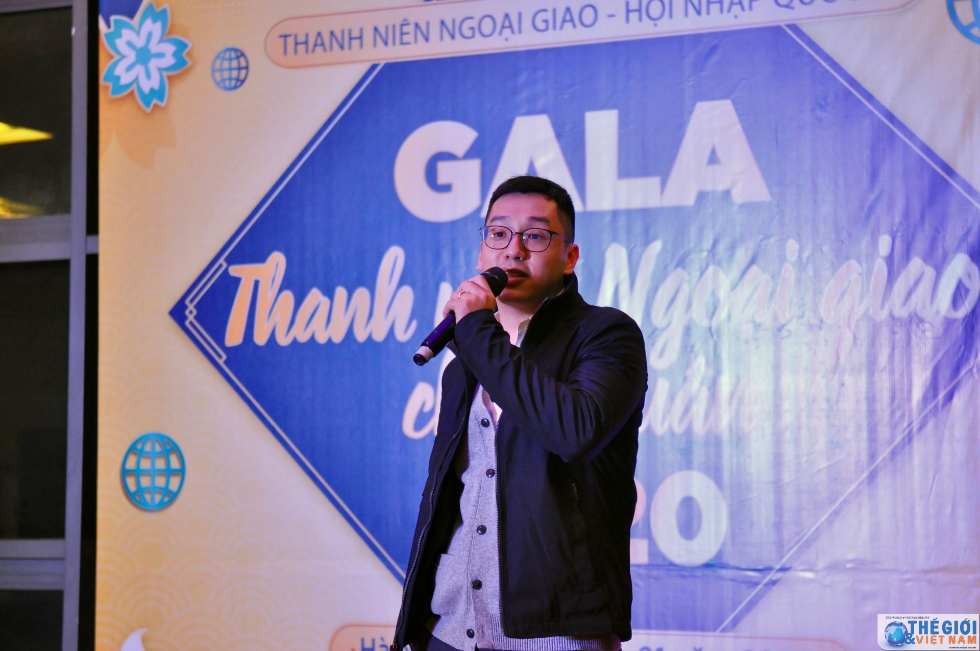 thanh nien ngoai giao han hoan don nam moi tai gala chao xuan 2020