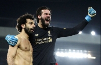 Van Dijk, Salah lập công giúp Liverpool nhấn chìm Man Utd