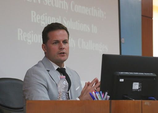 Chuyên gia Đức: Việt Nam có vị thế tốt để đưa ASEAN tiến lên chuyen gia duc viet nam co vi the tot de dua asean tien len