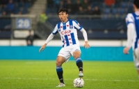 clb heerenveen muon gia han hop dong voi doan van hau