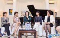 nhung nha ngoai giao nu vua gioi chuyen mon vua gioi xay to am