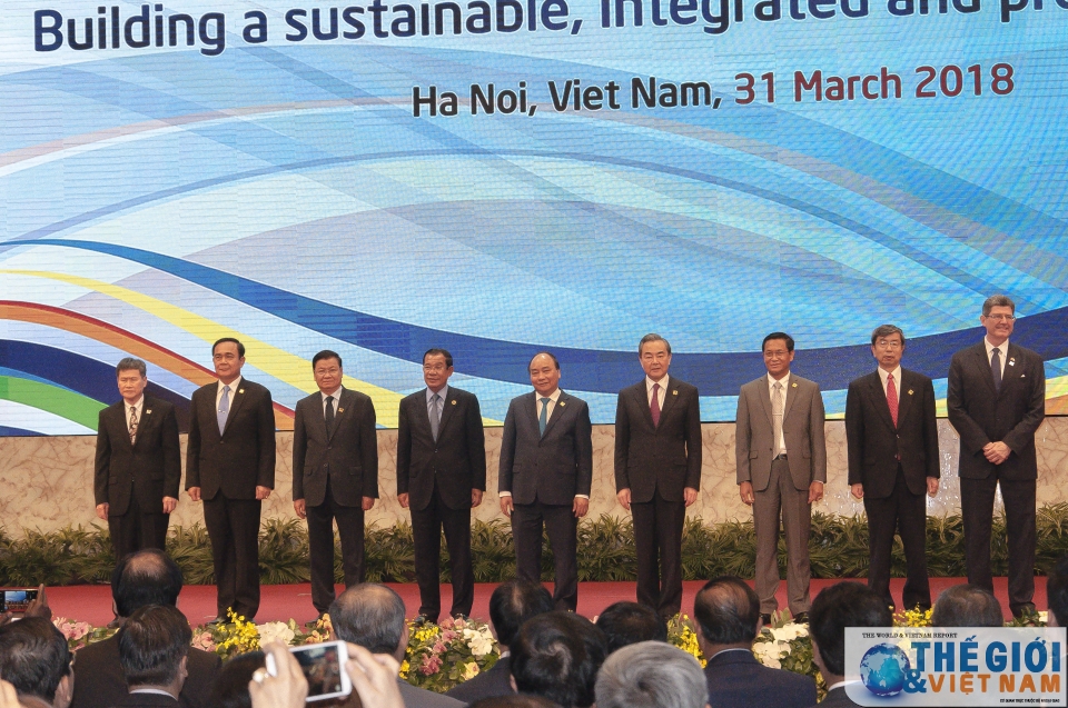 Đặt trọng tâm đối ngoại vào hợp tác ở khu vực Mekong