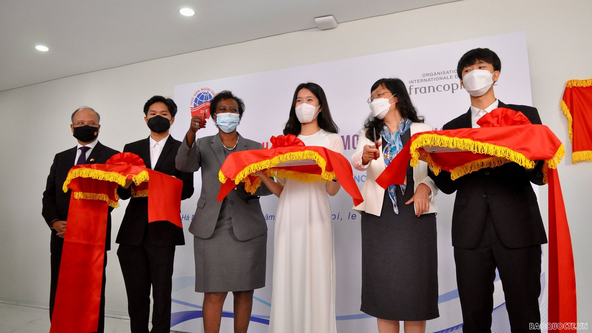 Phó Chủ tịch nước Võ Thị Ánh Xuân sẽ tham gia đóng góp và thúc đẩy những ưu tiên của Cộng đồng Pháp ngữ tại Hội nghị cấp cao sắp tới Phó Chủ tịch nước Võ Thị Ánh Xuân sẽ tham gia đóng góp và thúc đẩy những ưu tiên của Cộng đồng Pháp ngữ tại Hội nghị cấp cao sắp tới