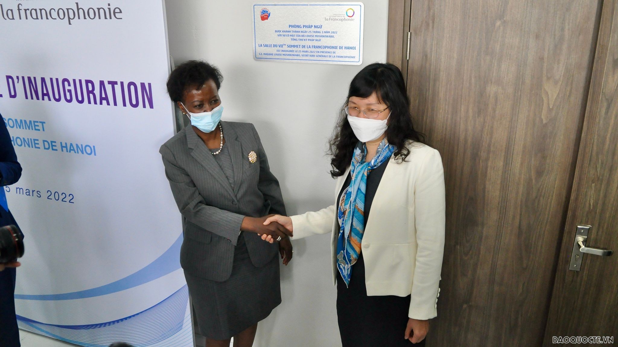 Tổng Thư ký Tổ chức quốc tế Pháp ngữ cắt băng khánh thành Phòng Pháp ngữ tại Học viện Ngoại giao