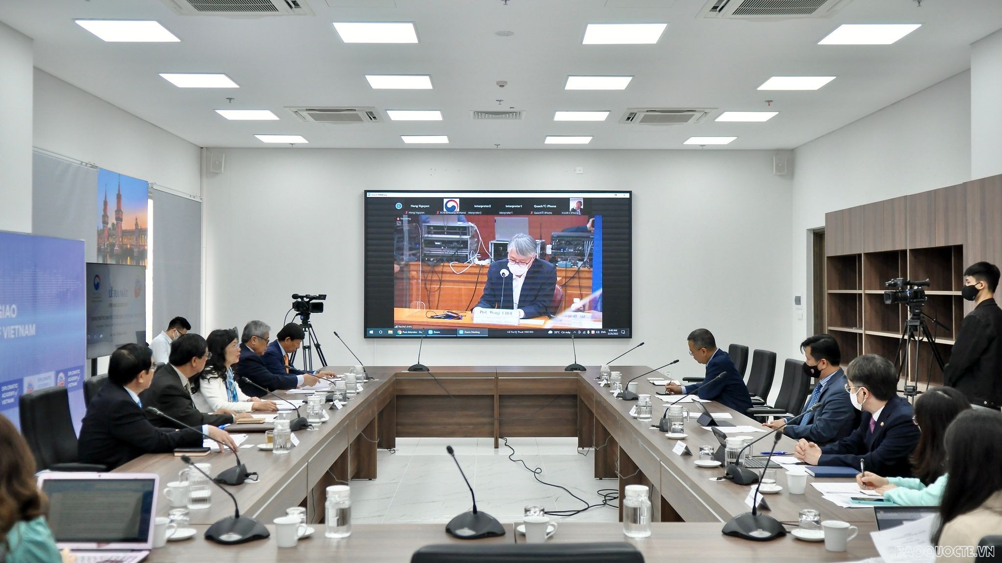 Lễ ra mắt và Cuộc họp lần thứ nhất Nhóm những người uy tín (EPG) Việt Nam-Hàn Quốc