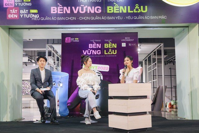 Đại sứ Khánh Vy tham gia giao lưu chia sẻ về câu chuyện thời trang bền vững. Đại sứ Khánh Vy tham gia giao lưu chia sẻ về câu chuyện thời trang bền vững.