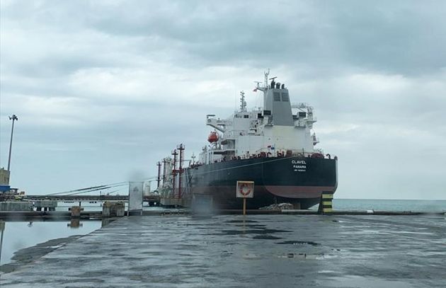 iran canh bao my phai chiu hau qua neu ngan iran van chuyen nhien lieu toi venezuela