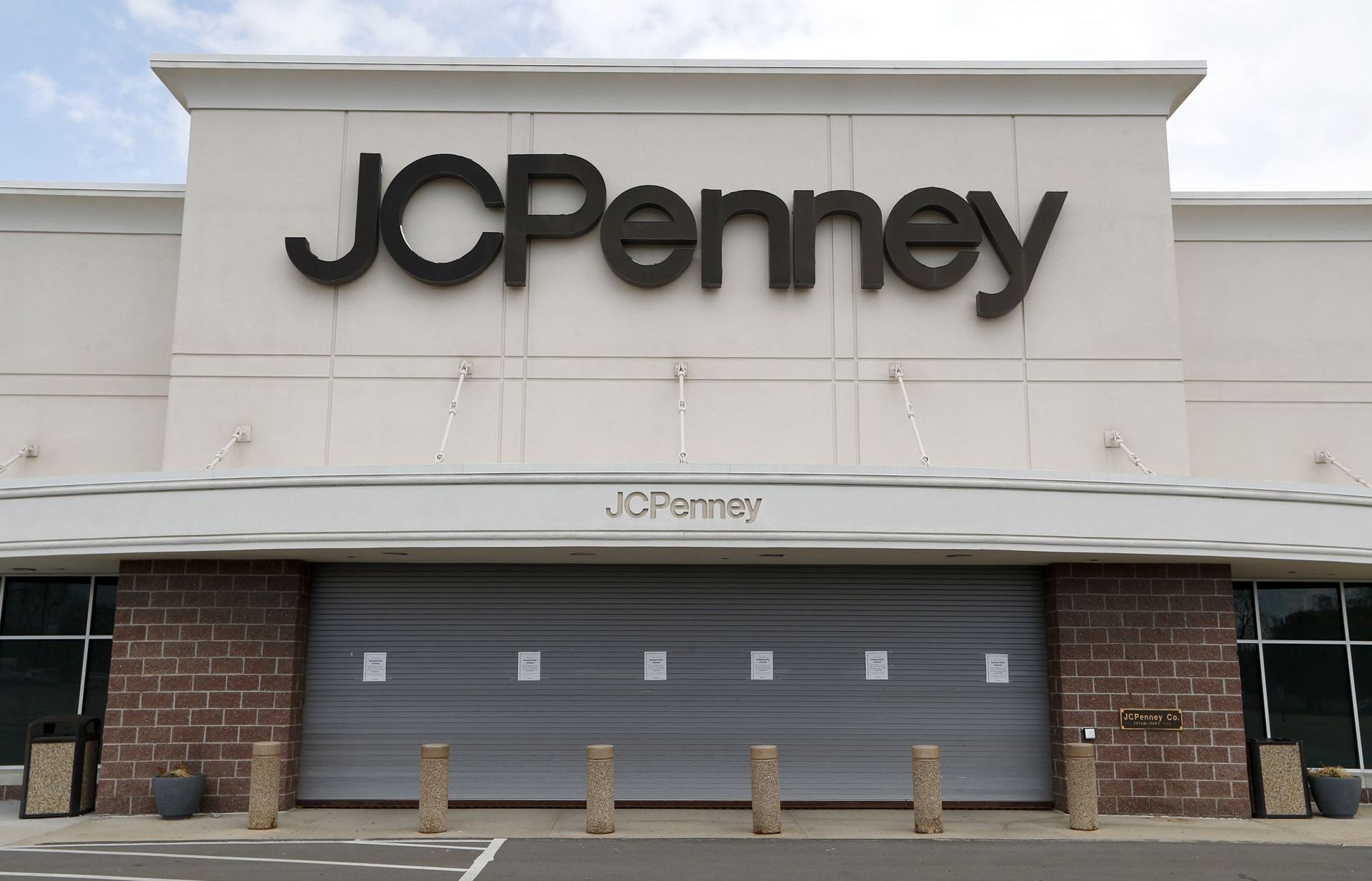 Tập đoàn bán lẻ 118 tuổi của Mỹ rơi vào phá sản do dịch Covid-19