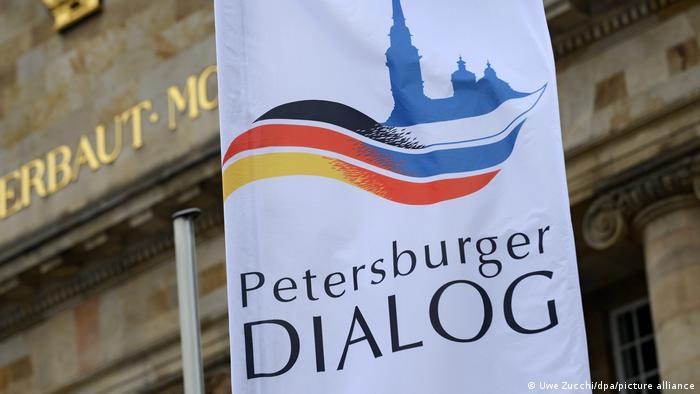 Trả đũa Nga, Đức đơn phương ngừng diễn đàn Đối thoại Petersburg