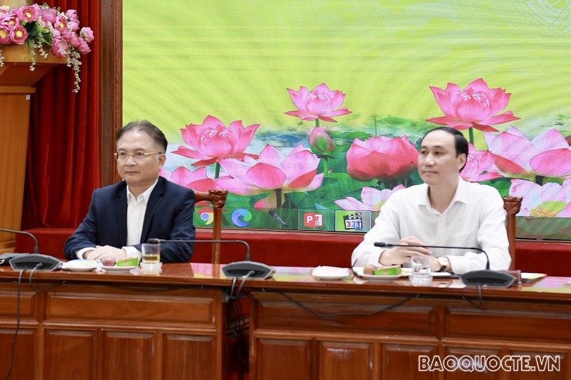 Kiều bào với tình yêu Trường Sa