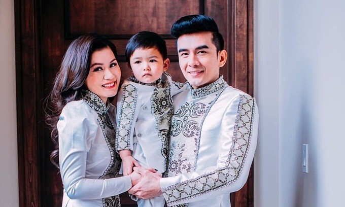 Gia đình ca sĩ Đan Trường.