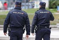 Hỗ trợ thủ tục lưu trú cho 2 công dân Việt Nam bị bắt giữ tại Tây Ban Nha