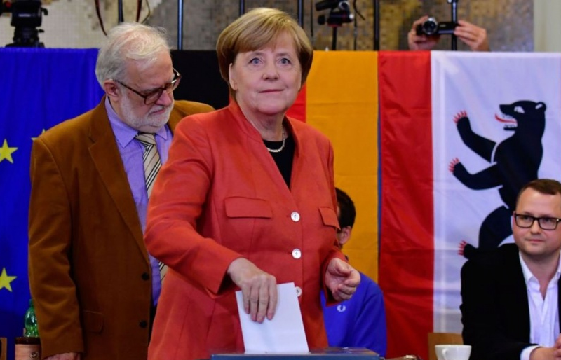 AfD, thách thức đối với bà Angela Merkel