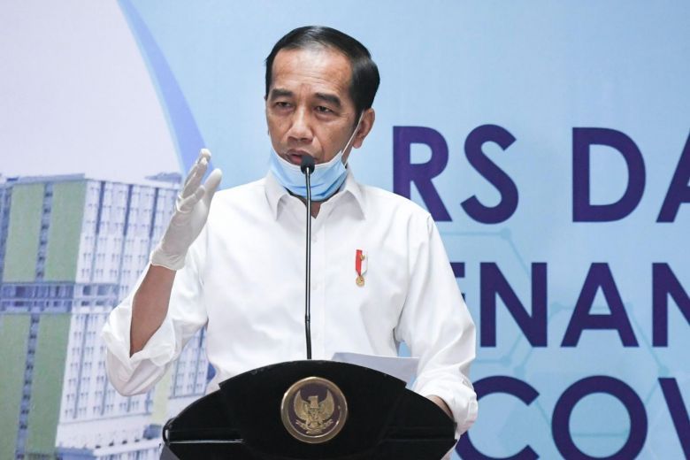 Đại dịch Covid-19 đang gây những áp lực nặng nề tới Tổng thống Joko Widodo. (Nguồn: AFP) Vì sao Indonesia mạo hiểm thử nghiệm vaccine Covid-19 của Trung Quốc?