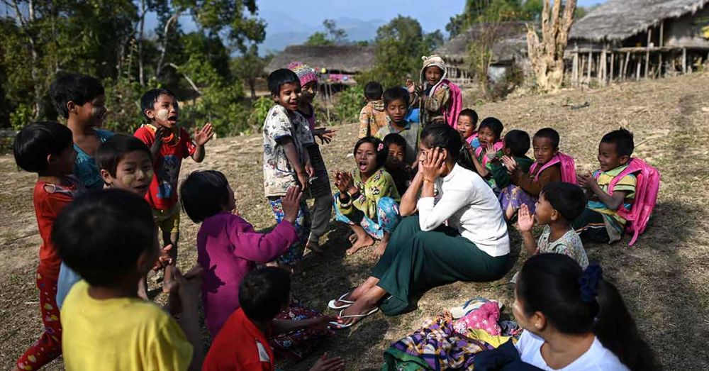 tin tuc asean buoi sang 210 covid 19 gay anh huong toi tre em ra sao kinh te viet nam kha quan nhat asean