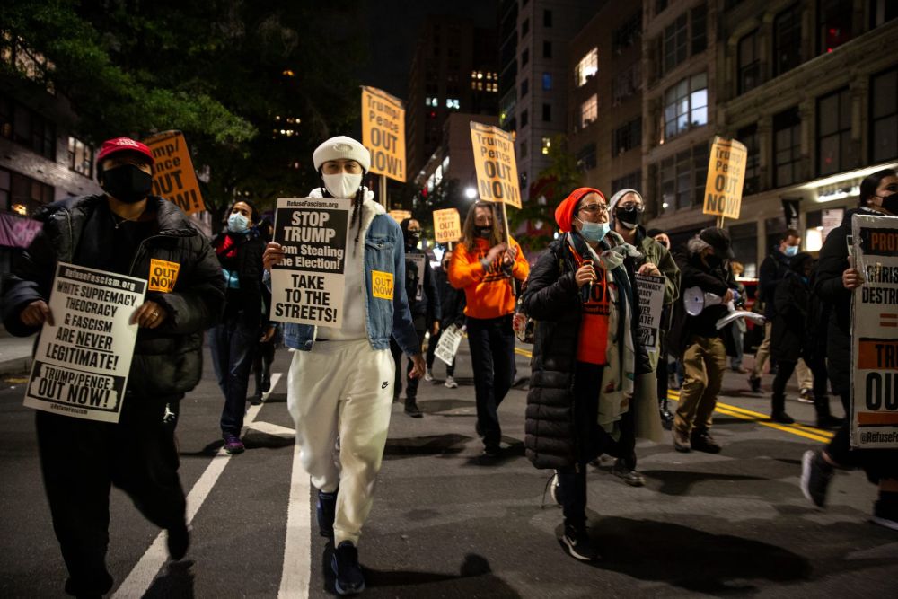 Bầu cử Mỹ 2020: Nước Mỹ thức 'trắng đêm' chờ kết quả