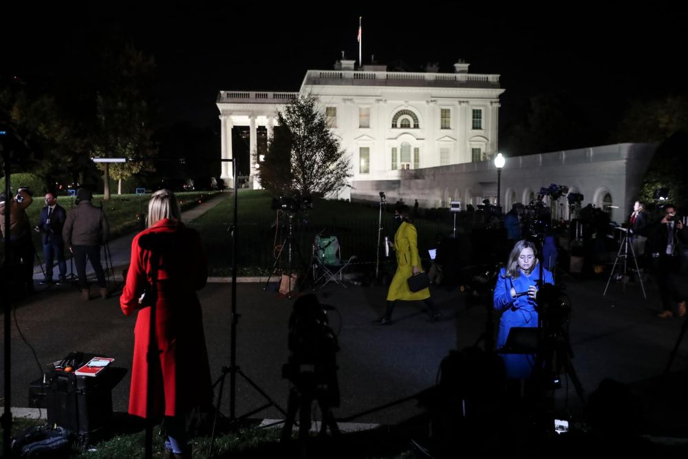 Bầu cử Mỹ 2020: Nước Mỹ thức 'trắng đêm' chờ kết quả