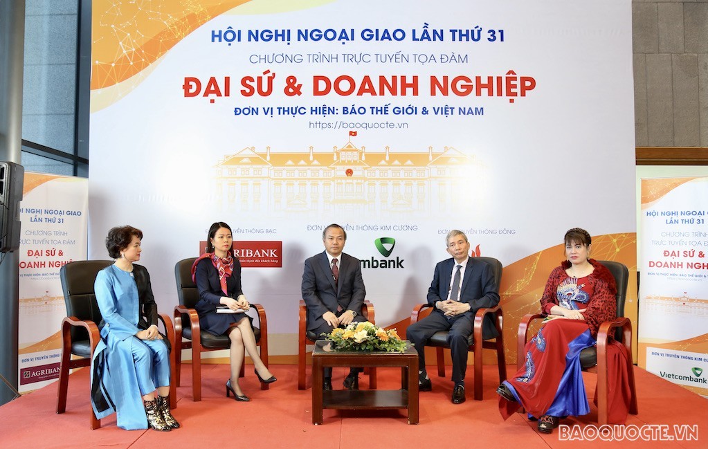 Press Corner Đại sứ với Doanh nghiệp: Xây dựng một nền ngoại giao kinh tế lấy địa phương và doanh nghiệp là trung tâm phục vụ