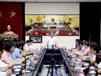 Cán bộ ngoại giao giữ vững và phát huy truyền thống yêu nước,  xứng đáng với những đóng góp, hy sinh lớn lao của thế hệ đi trước