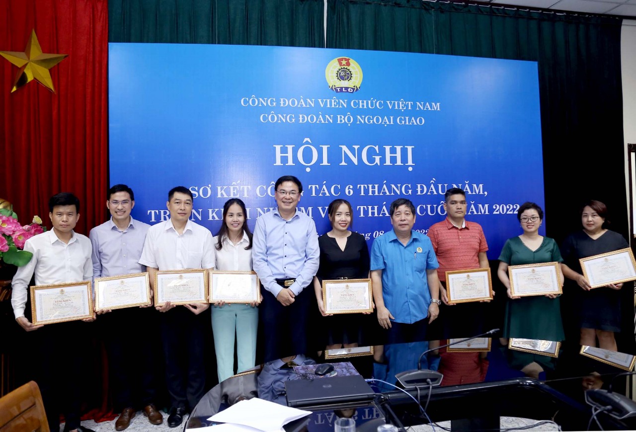 Công đoàn Bộ Ngoại giao: Hướng tới những hoạt động nhanh chóng, kịp thời, thực chất và có sức lan tỏa Công đoàn Bộ Ngoại giao: Hướng tới những hoạt động nhanh chóng, kịp thời, thực chất và có sức lan tỏa