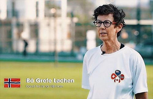 dai su g4 tuyen bong da nu viet nam la hinh mau cho phu nu