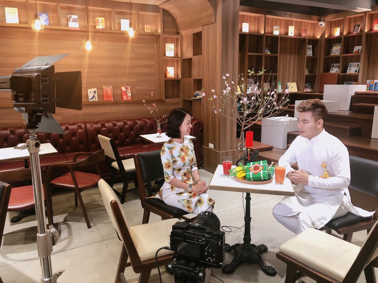 Trò chuyện đầu Xuân Canh Tý 2020 cùng ca sĩ Châu Tuấn