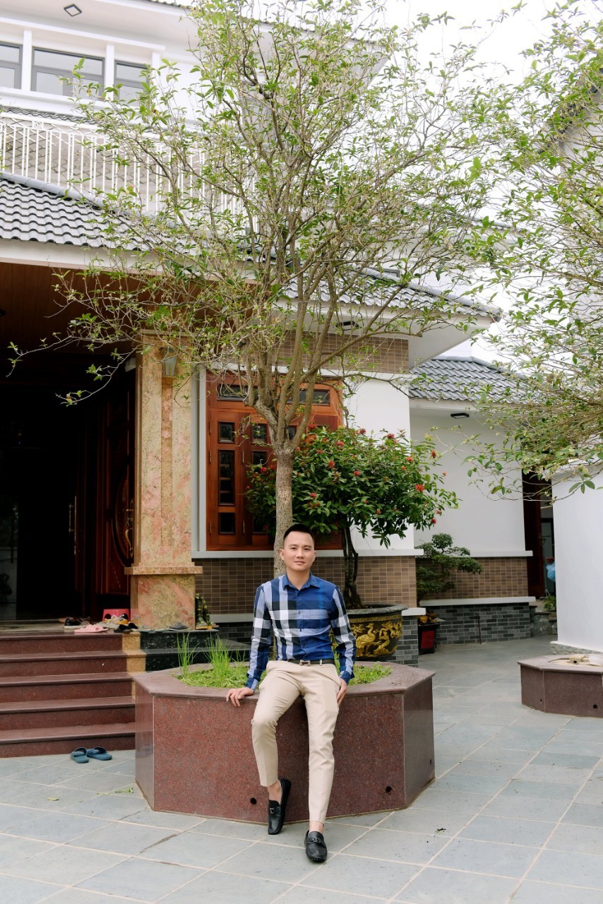 Công Hậu và chuyện tình với mộc hương