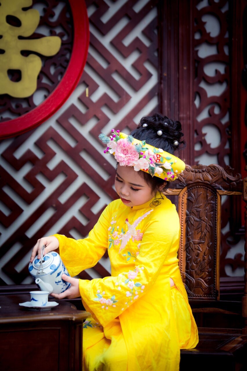 Siêu mẫu nhí Hoàng Vân thể hiện năng khiếu tại chương trình Tết Ba miền - chào Xuân Tân Sửu