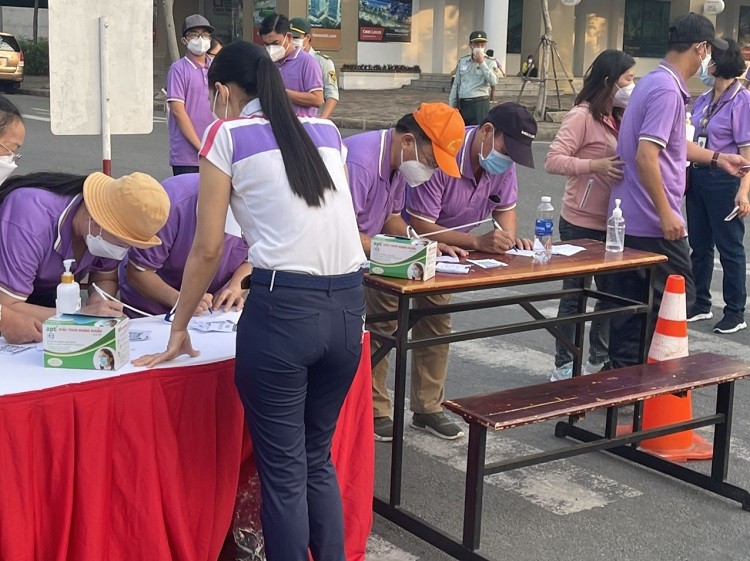 Tập đoàn Phú Mỹ Hưng quyên góp được thêm 3,4 tỷ đồng ủng hộ người nghèo đón Tết