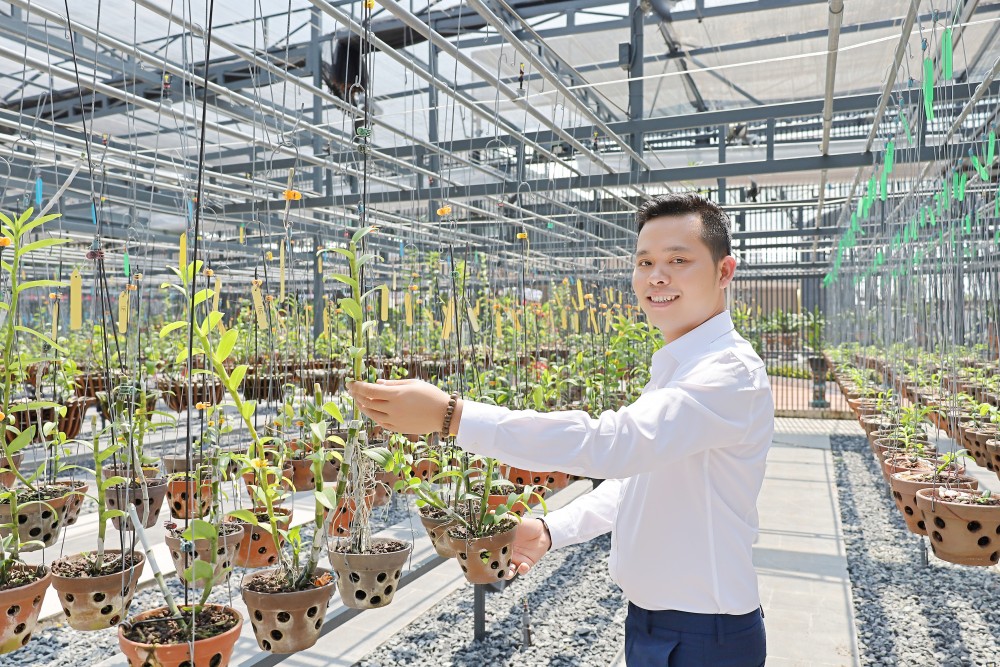 Nghệ nhân Trương Tấn Lợi: Đại gia có tiếng trong lĩnh vực trồng và kinh doanh lan đột biến