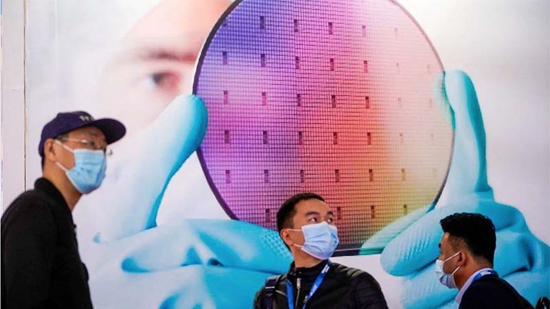 Tại sao ngành công nghiệp bán dẫn của Trung Quốc vẫn tụt hậu?