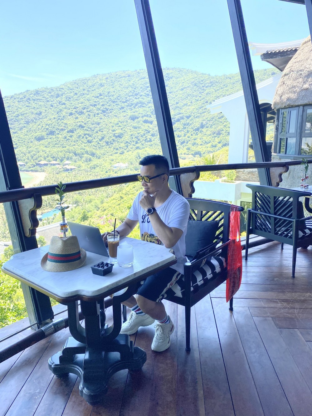 Doanh nhân Lê Ngọc Thanh và câu chuyện đam mê... hàng hiệu