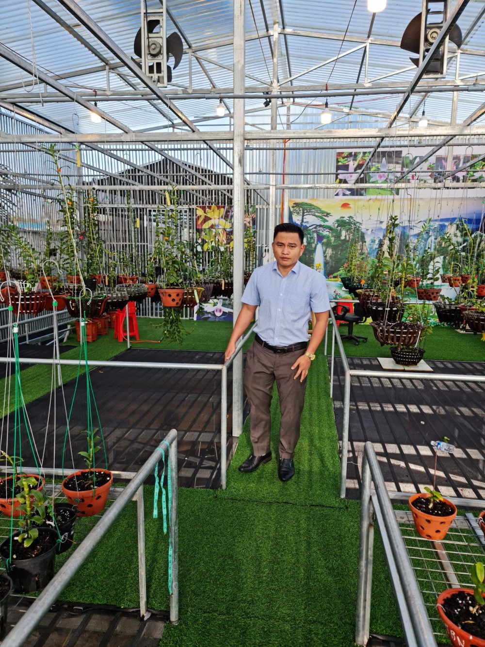 Lê Văn Thường: Trồng hoa lan mới là công việc mang lại niềm vui Lê Văn Thường: Trồng hoa lan mới là công việc mang lại niềm vui